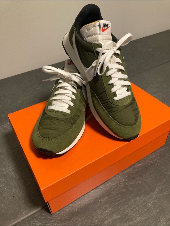 Nike Other - Nike Men’s Tailwind 79 Olive Green and White Retro Runner Sneakers (very sought)